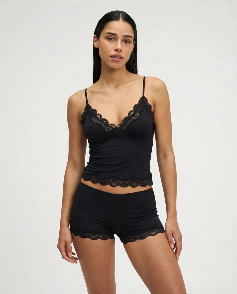 Ensemble Nuisette Femme Caraco & Short – Spandex Doux avec Bordure en Dentelle